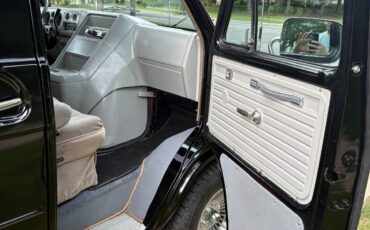 Chevrolet-G20-Van-1982-Minivan-9