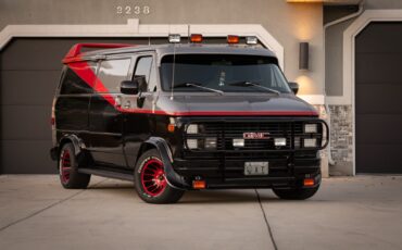Chevrolet-G20-Van-1984-Standard-Passenger-Van-1