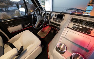 Chevrolet-G20-Van-1984-Standard-Passenger-Van-14