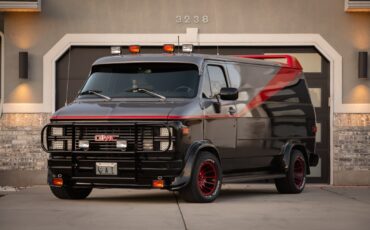 Chevrolet-G20-Van-1984-Standard-Passenger-Van-2