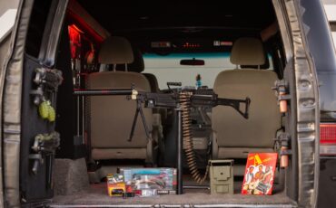 Chevrolet-G20-Van-1984-Standard-Passenger-Van-28