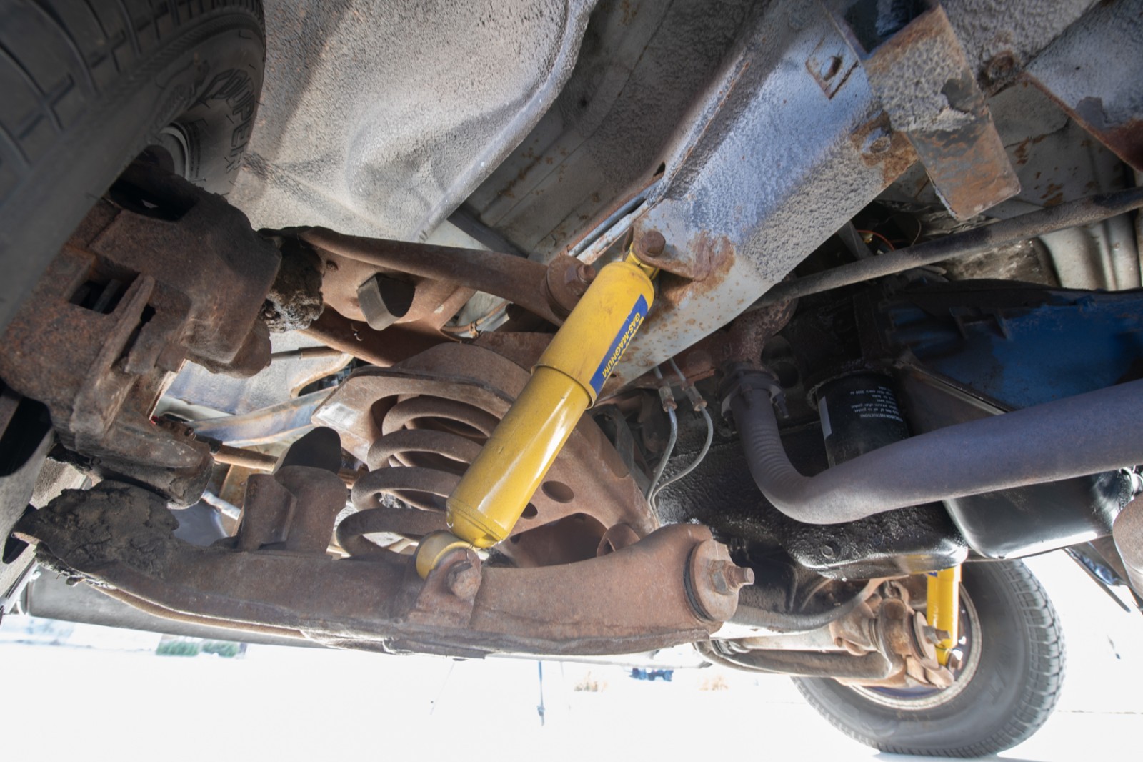 Chevrolet-G20-Van-1984-Standard-Passenger-Van-32