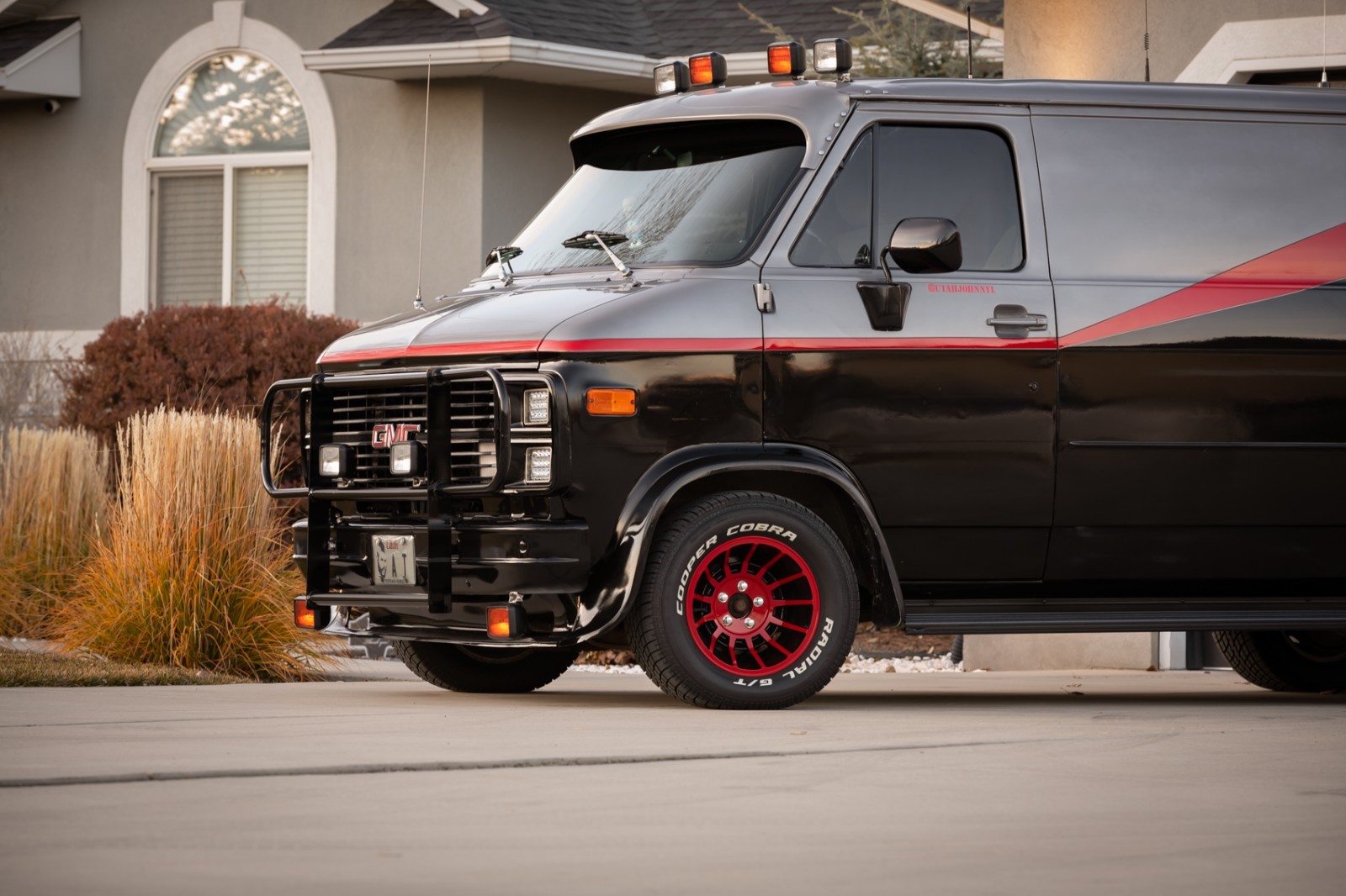 Chevrolet-G20-Van-1984-Standard-Passenger-Van-7