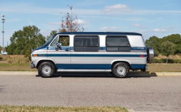Chevrolet-G20-Van-1990-Van-1