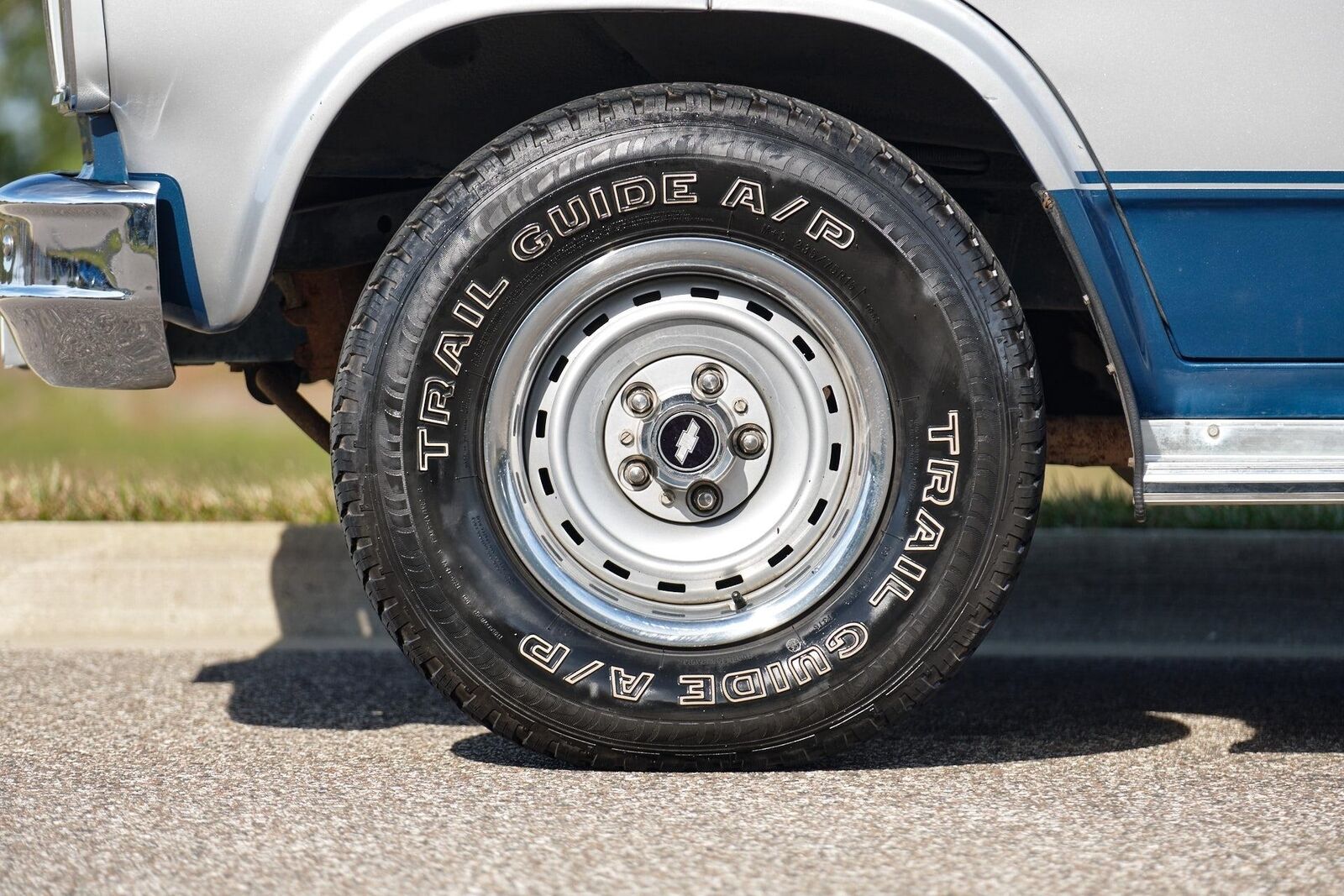 Chevrolet-G20-Van-1990-Van-27