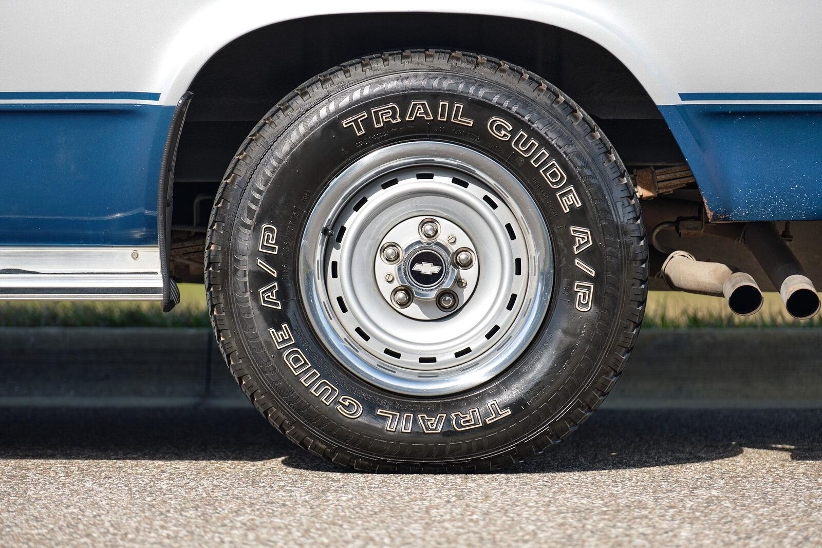 Chevrolet-G20-Van-1990-Van-28