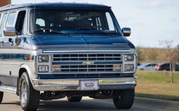 Chevrolet-G20-Van-1990-Van-32