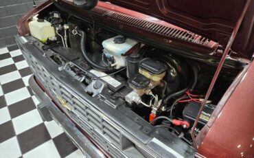 Chevrolet-G20-Van-1992-MinivanVan-5