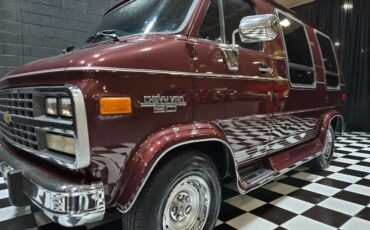 Chevrolet-G20-Van-1992-MinivanVan-8