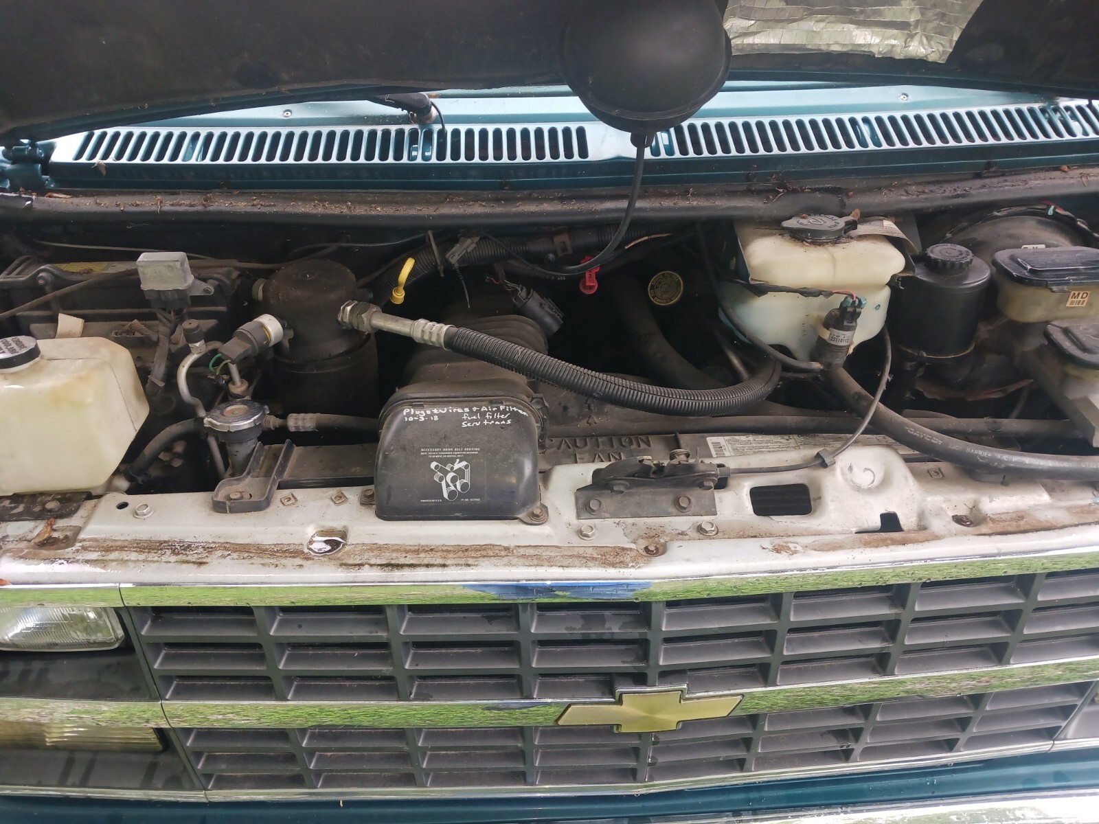 Chevrolet-G20-Van-1994-Standard-Passenger-Van-10