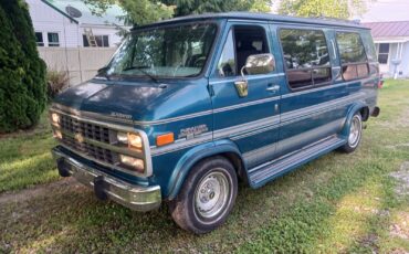 Chevrolet-G20-Van-1994-Standard-Passenger-Van-2