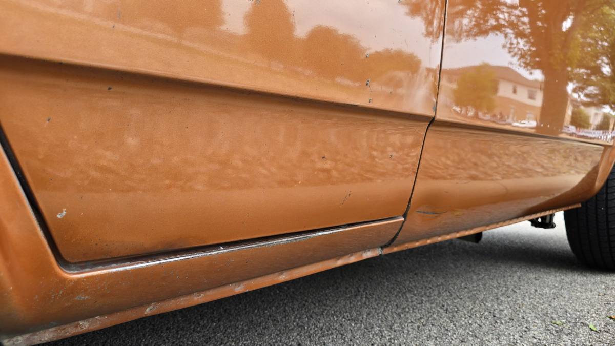 Chevrolet-G20-van-1976-orange-5