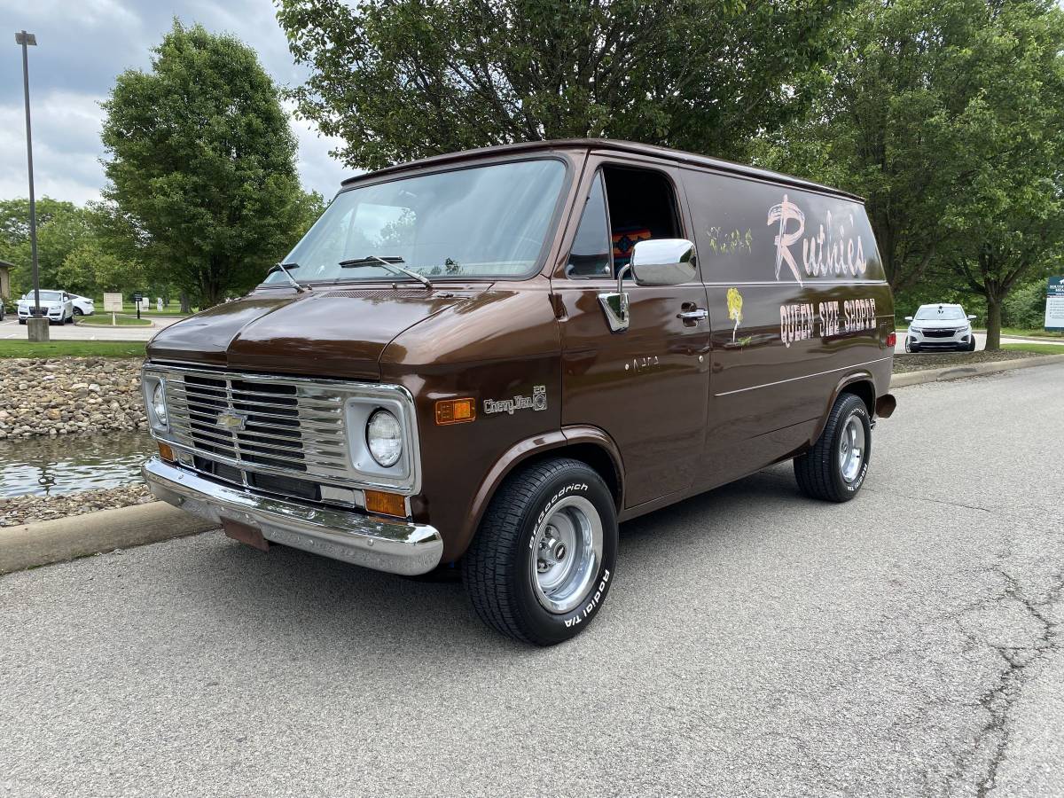 Chevrolet G20 van  1977 brown