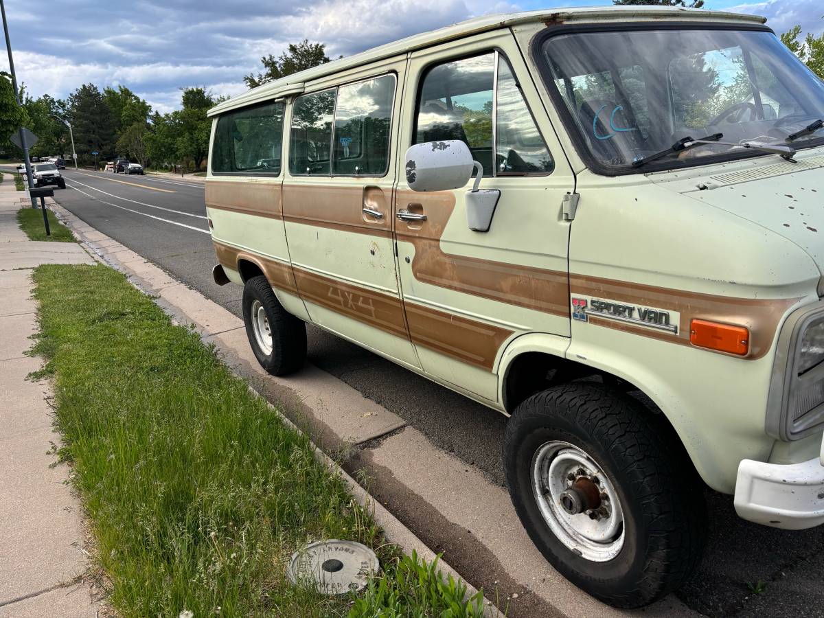 Chevrolet-G30-1985-2