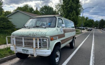 Chevrolet-G30-1985