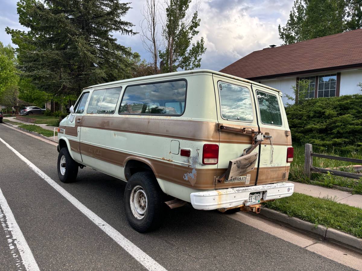Chevrolet-G30-1985-5
