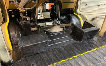 Chevrolet-G30-Van-1979-Van-Camper-26
