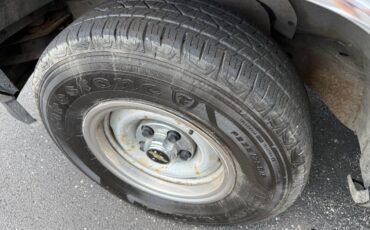Chevrolet-Gmt-400-12-ton-nominal-1992-grey-9