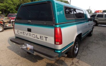 Chevrolet-Gmt-400-12-ton-nominal-1994-green-2