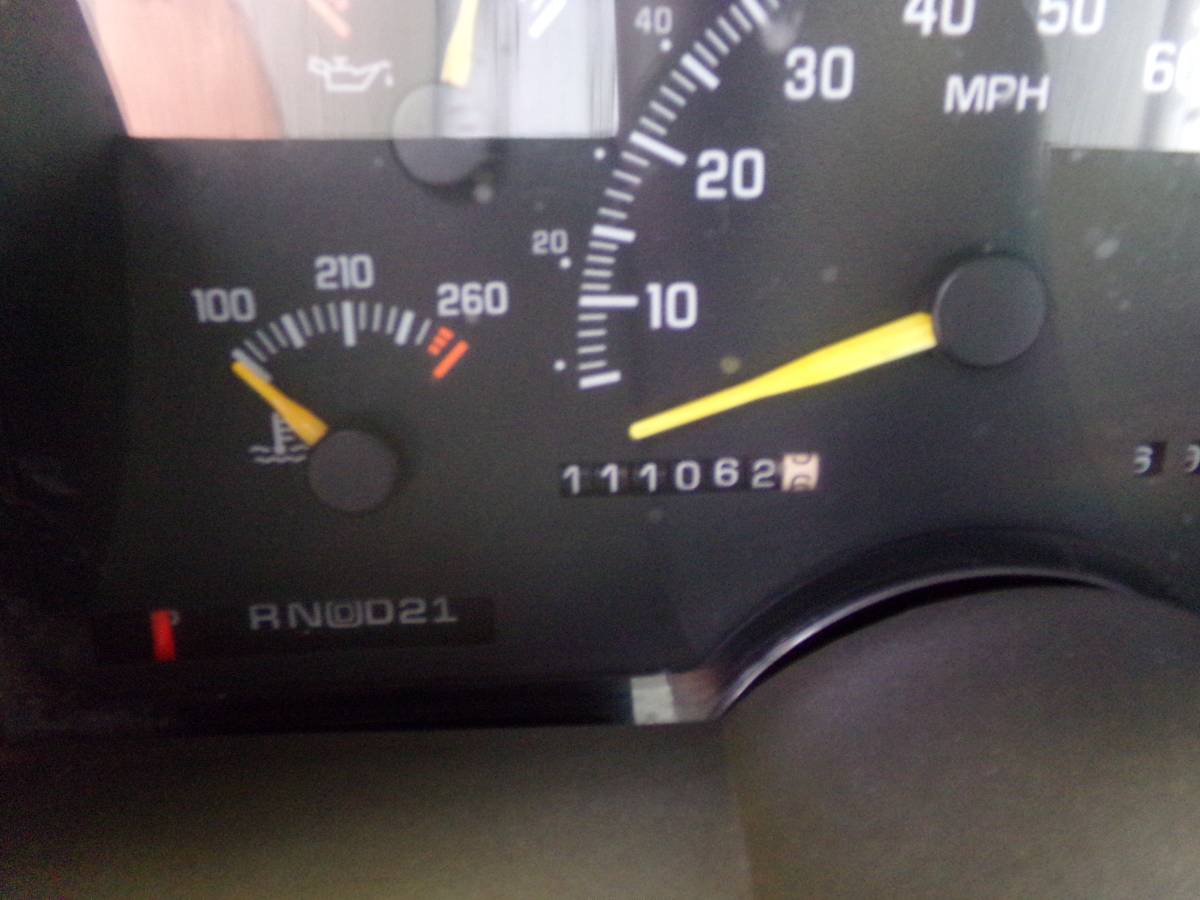 Chevrolet-Gmt-400-12-ton-nominal-1994-green-6