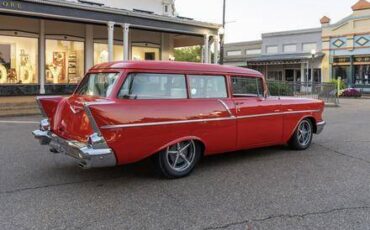 Chevrolet-Handyman-1957-red-1