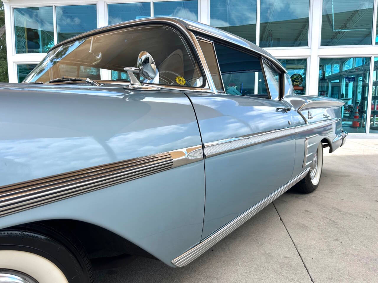 Chevrolet-Impala-1958-Coupe-10