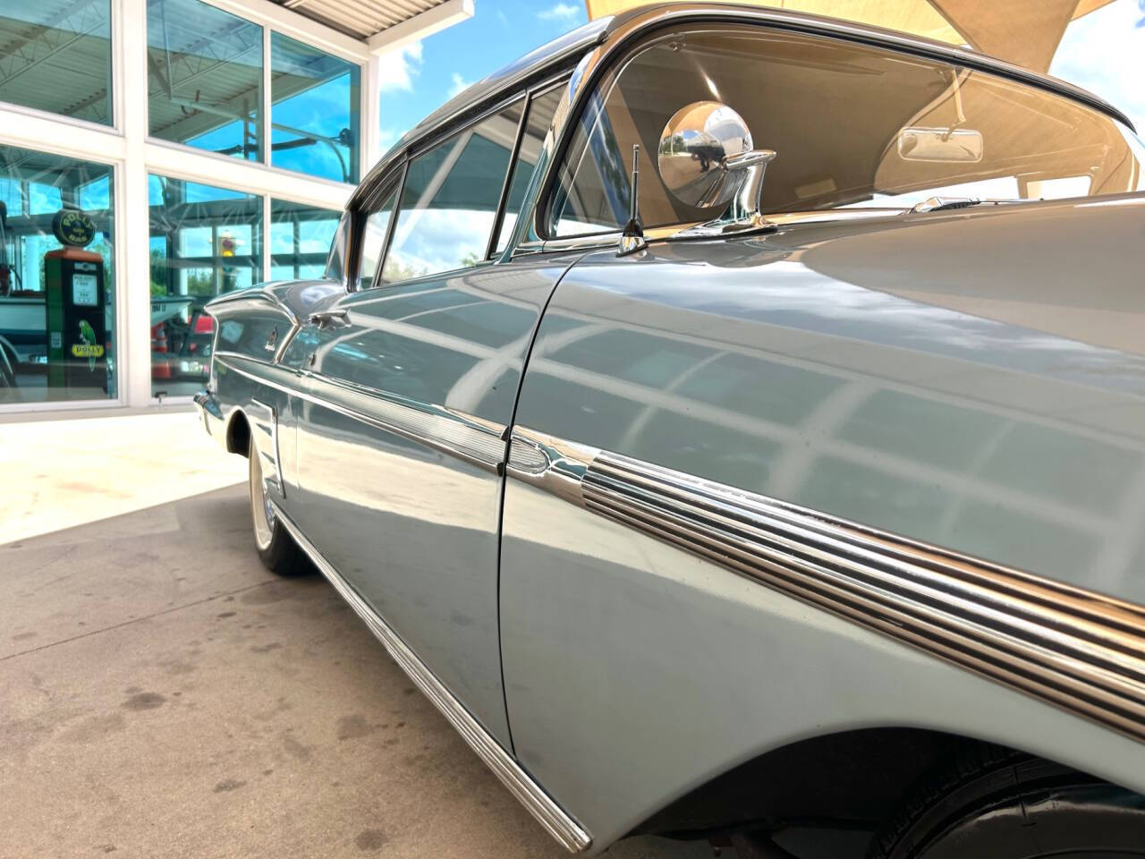 Chevrolet-Impala-1958-Coupe-15