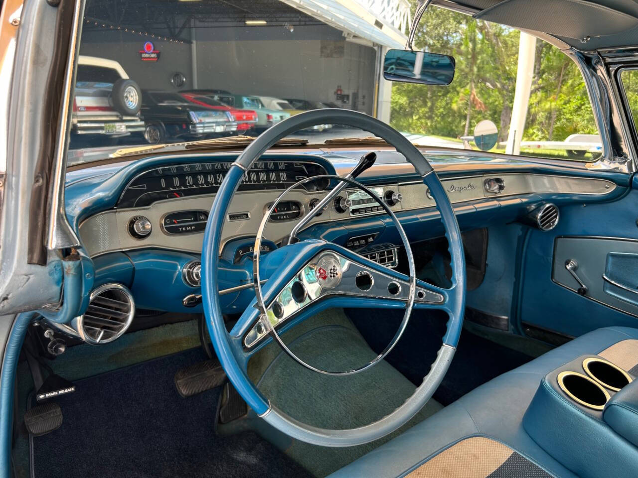 Chevrolet-Impala-1958-Coupe-20
