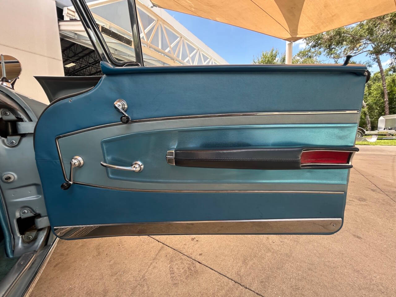 Chevrolet-Impala-1958-Coupe-25