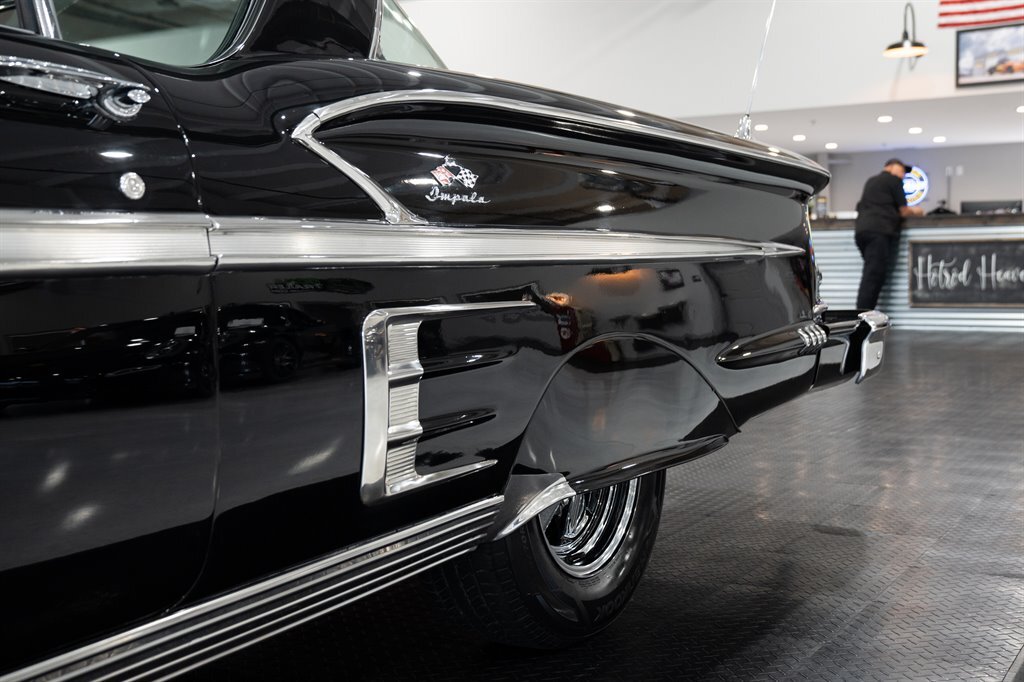 Chevrolet-Impala-1958-Hardtop-Coupe-26