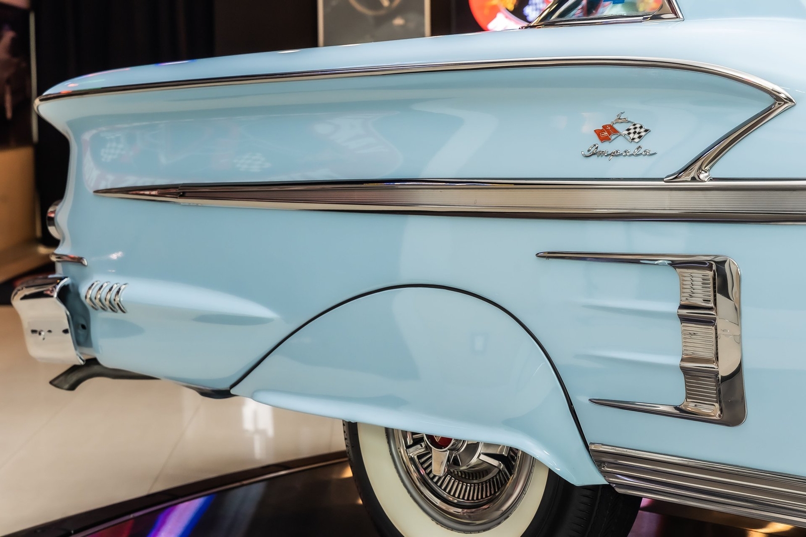 Chevrolet-Impala-1958-Other-23