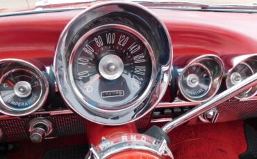 Chevrolet-Impala-1960-CONVERTIBLE-30
