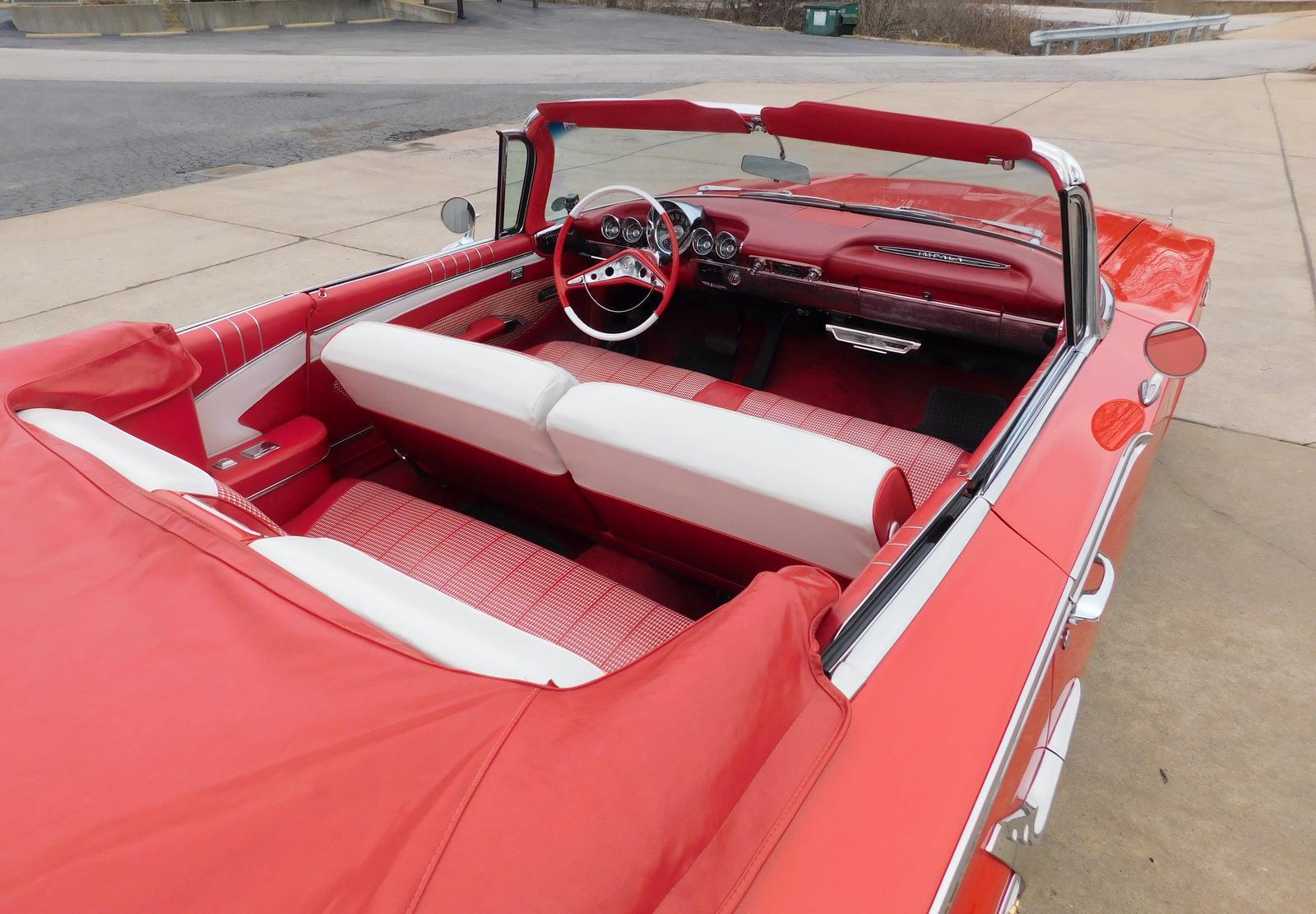 Chevrolet-Impala-1960-CONVERTIBLE-36