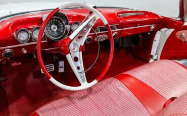 Chevrolet-Impala-1960-Convertible-16