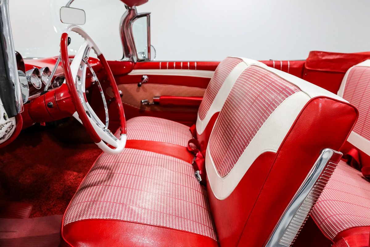 Chevrolet-Impala-1960-Convertible-17