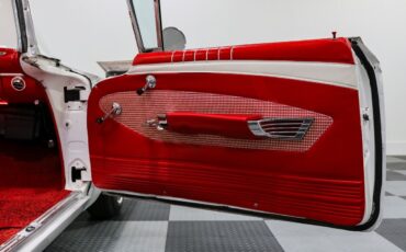 Chevrolet-Impala-1960-Convertible-20