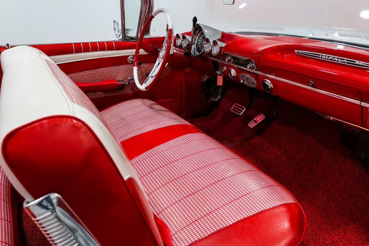 Chevrolet-Impala-1960-Convertible-21