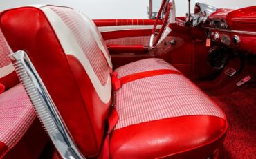 Chevrolet-Impala-1960-Convertible-22