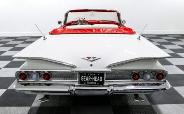 Chevrolet-Impala-1960-Convertible-8