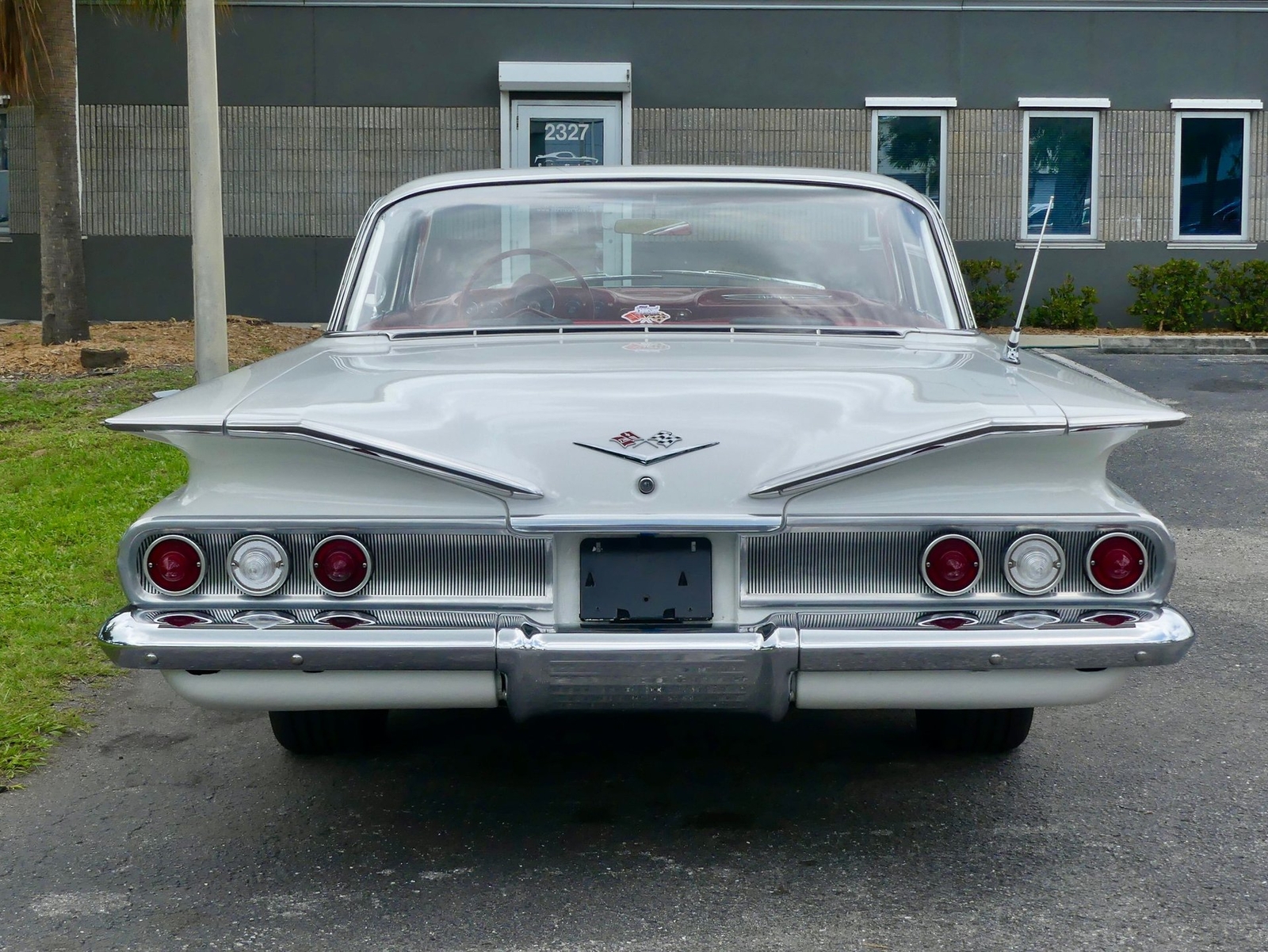 Chevrolet-Impala-1960-Coupe-14