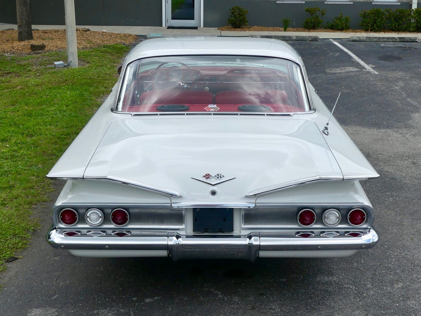 Chevrolet-Impala-1960-Coupe-15