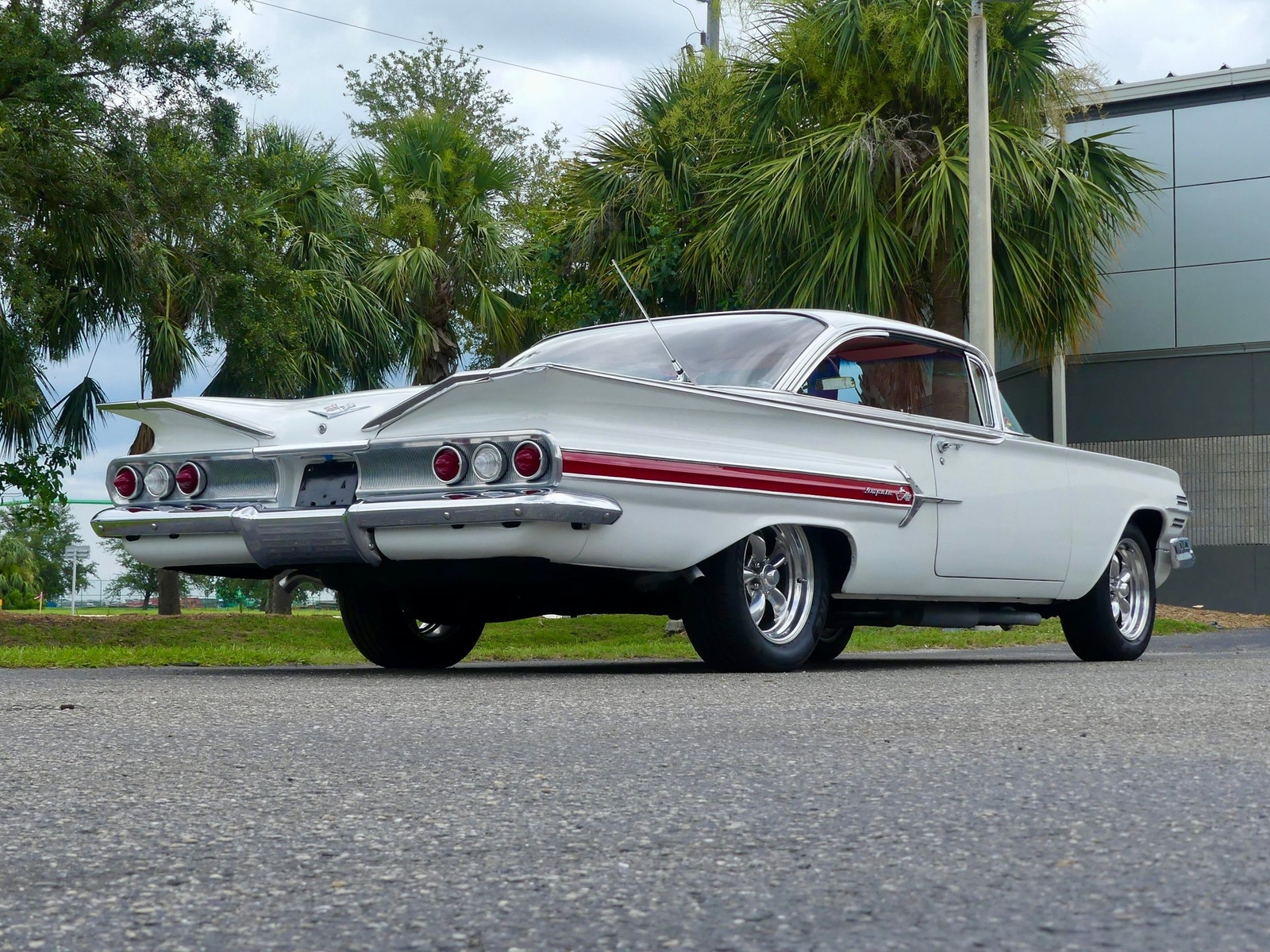 Chevrolet-Impala-1960-Coupe-19