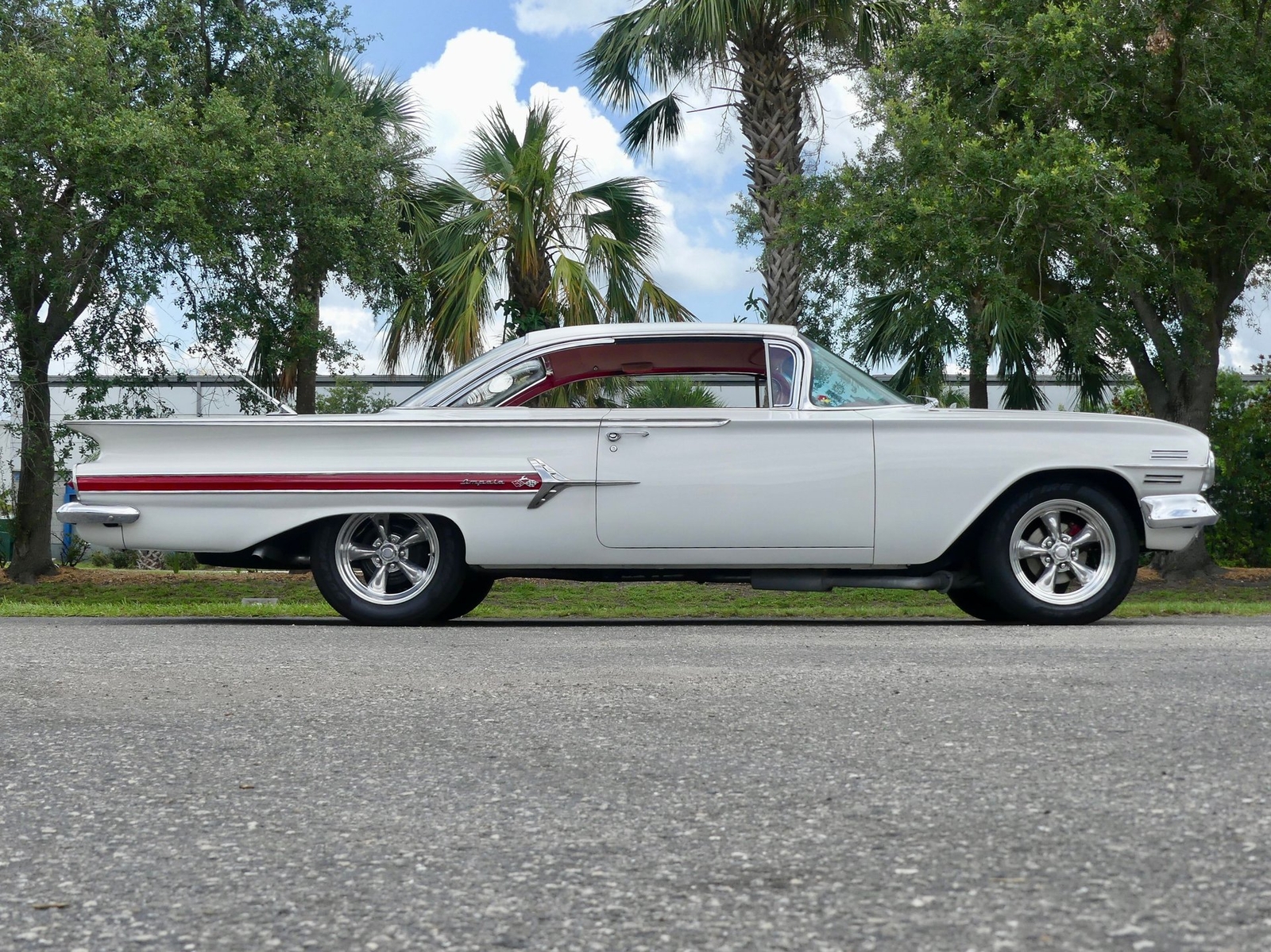 Chevrolet-Impala-1960-Coupe-21