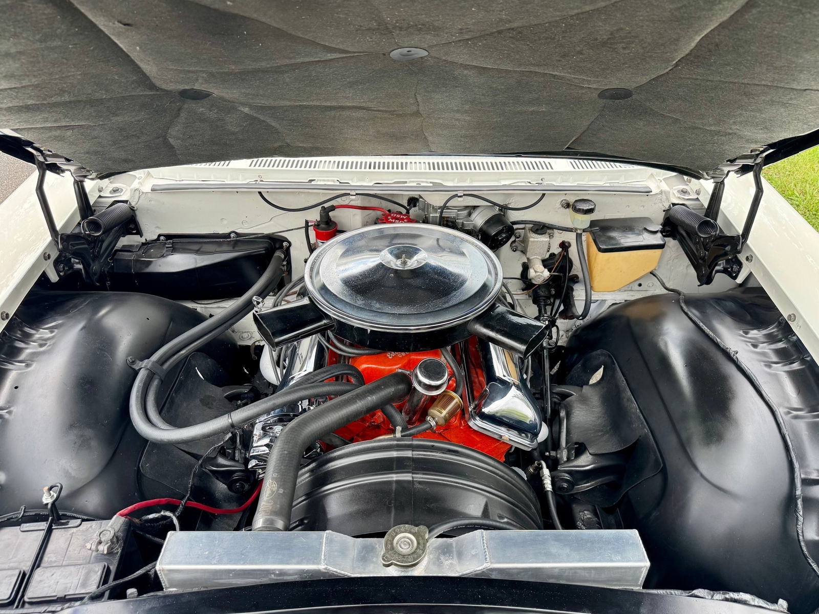 Chevrolet-Impala-1960-Coupe-4