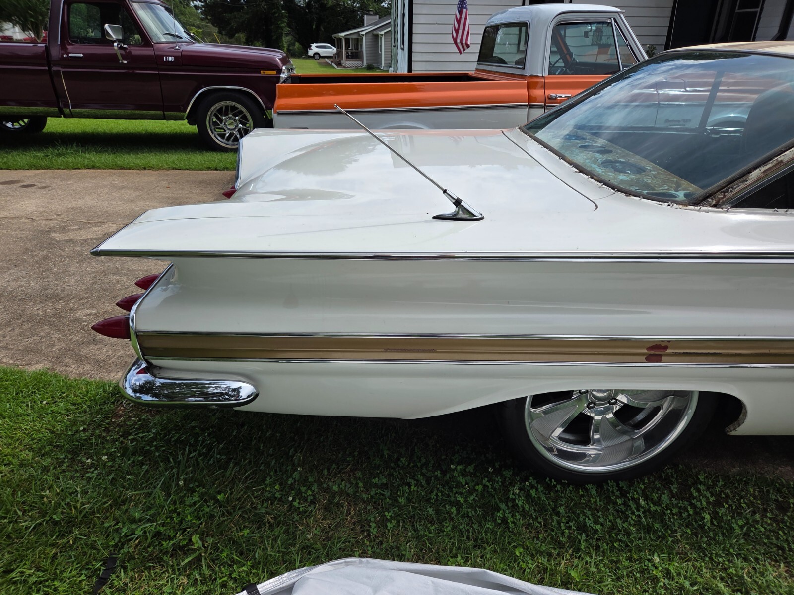 Chevrolet-Impala-1960-Coupe-6