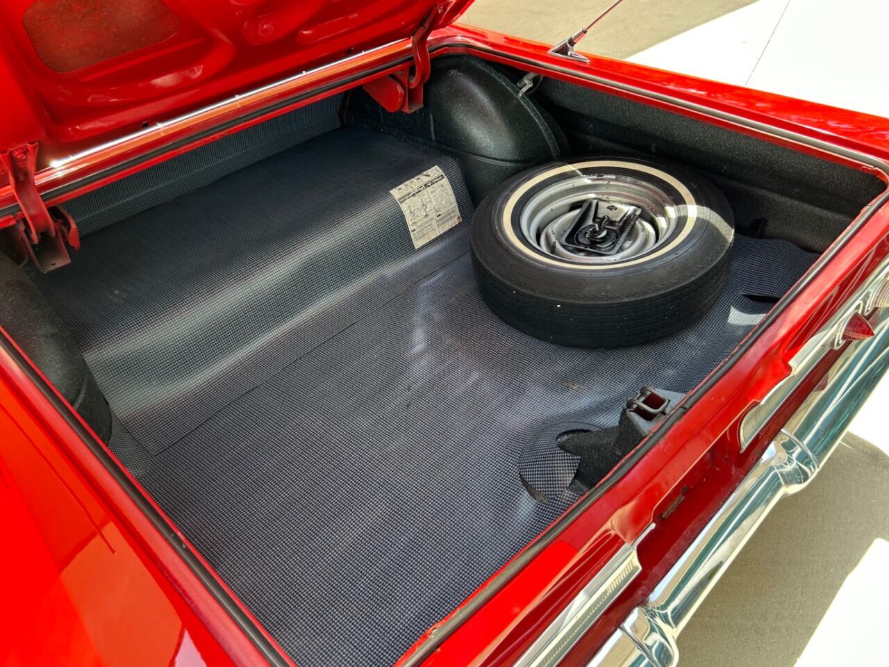 Chevrolet-Impala-1960-Wagon-14