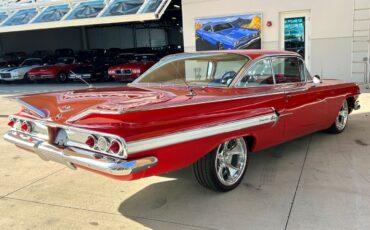 Chevrolet-Impala-1960-Wagon-4
