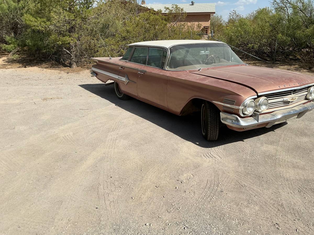 Chevrolet Impala  1960 brown