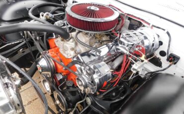 Chevrolet-Impala-1961-2