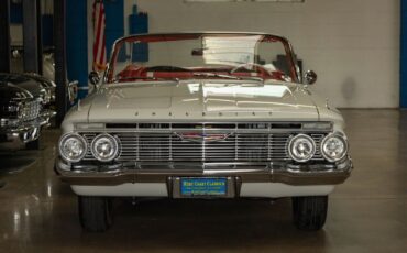 Chevrolet-Impala-1961-2-Door-Convertible-12